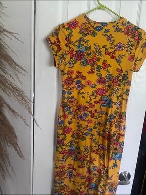 Source Unknown Mustard Yellow Floral Maxi Dress